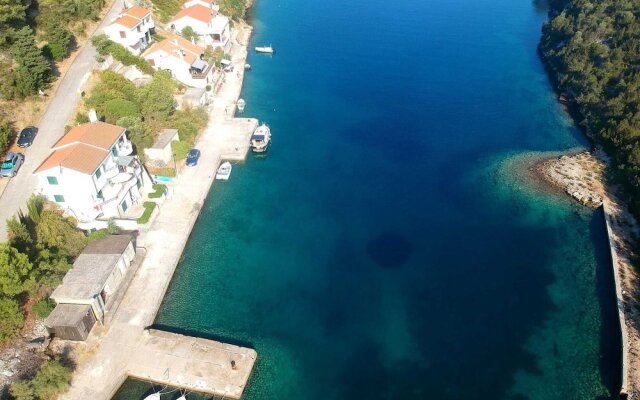 Cosy Apartment, sea View, Long Island, Croatia