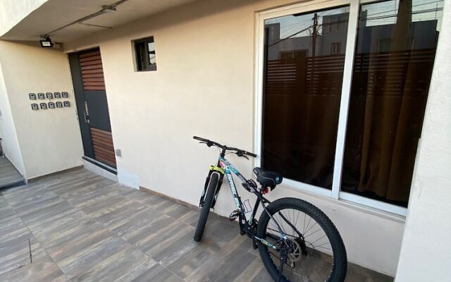 S02 Suite 2 min del TEC Wifi Terraza