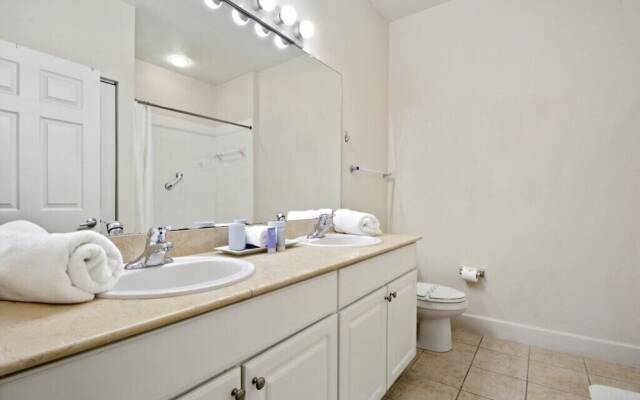 3 bedroom villa - accommodate 8 guests