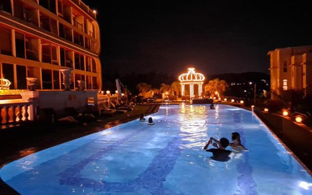 GoldOne Hotel & Suites