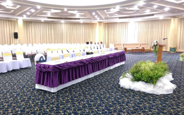 Wattana Park Hotel