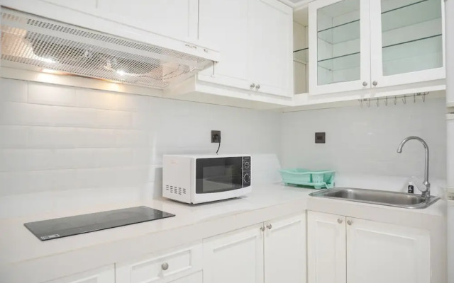 Comfortable 2Br At Semanggi Apartment