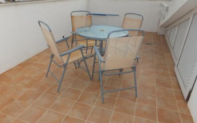 J&V Gravina 3