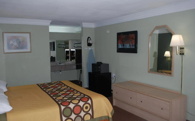 Motel 6 Marshall, TX