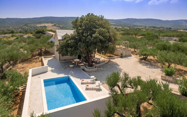Villa Dubrava