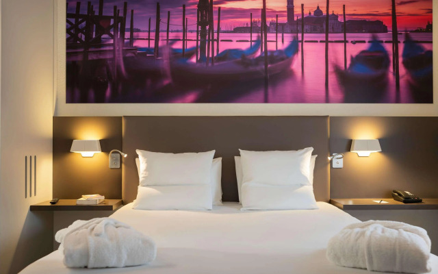 Novotel Suites Paris CDG Airport Villepinte