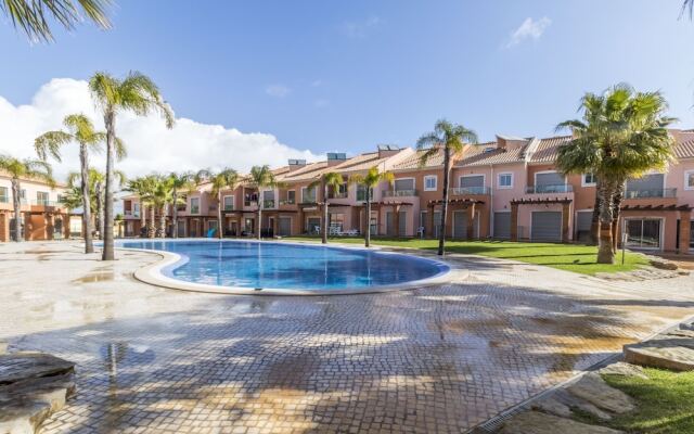 Villas2Go2 Santa Maria