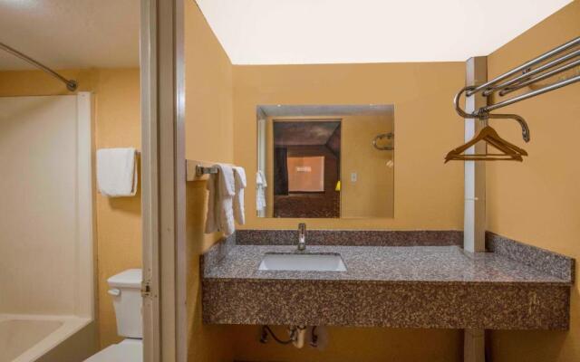 Oyo Hotel Odessa TX, East Business 20