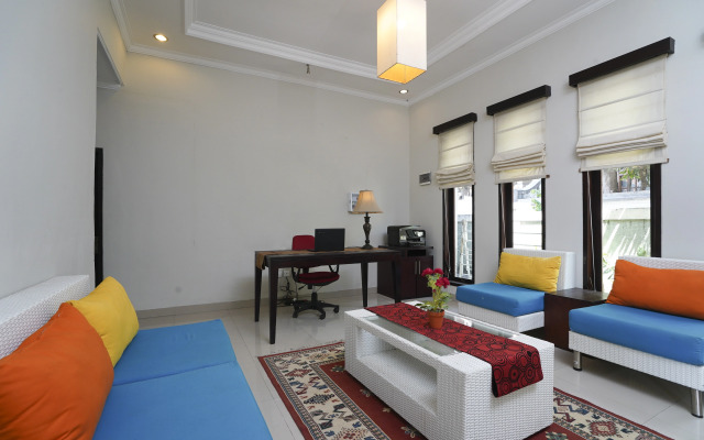 Griya Shanti Homestay by OYO Rooms