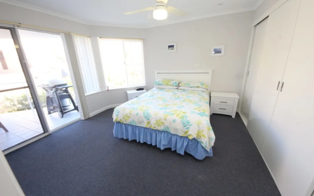 Ocean Shores 7 South West Rocks