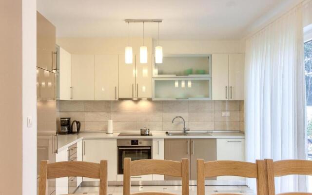 Luxury villa Banjole with private pool 200m from the beach