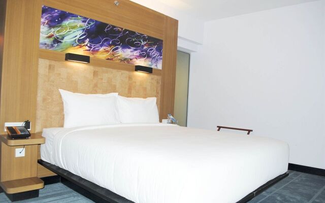 Aloft Ahmedabad, Sg Road