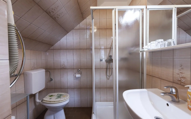 Rooms & Apartments Jana