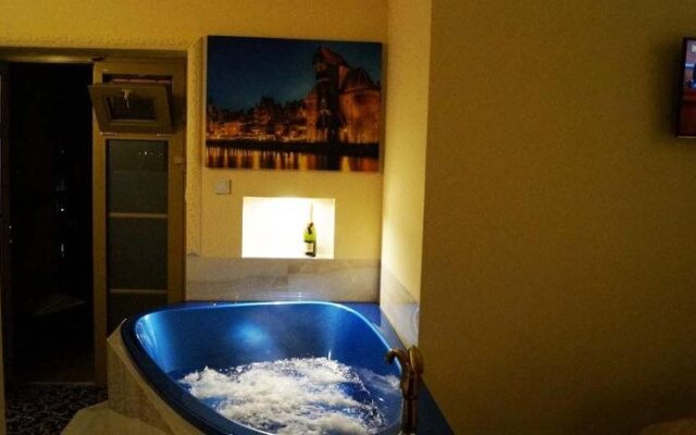 Hotel Venecia Palace
