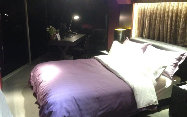 Qingdao Housing International Hotel