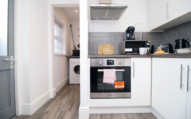 Eastern Way 1 by Tŷ SA in Newport