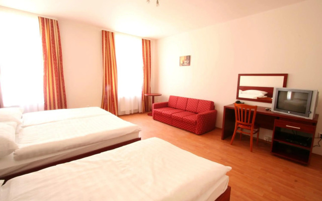 Aparthotel Susa