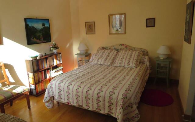 Au Micocoulier - Bed & Breakfast