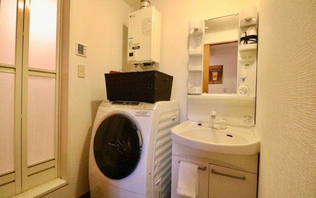 Viale Hiragishi Room105