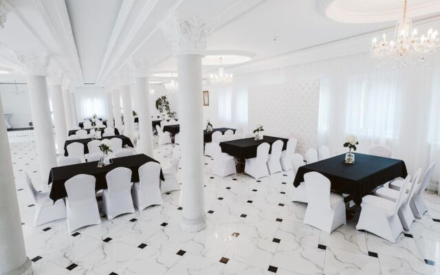 Hotel Groman