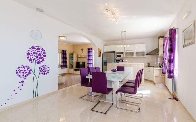 Villa Dragic