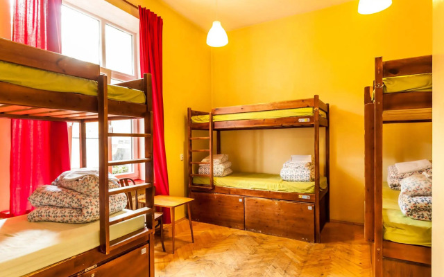 Good Bye Lenin Pub & Garden - Hostel