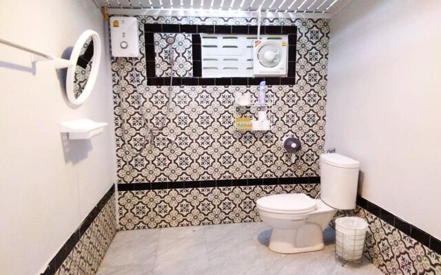 Nisarine Homestay @ Koh Klang