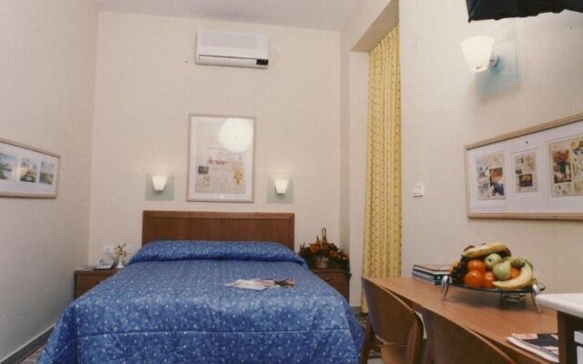 Alon Hotel