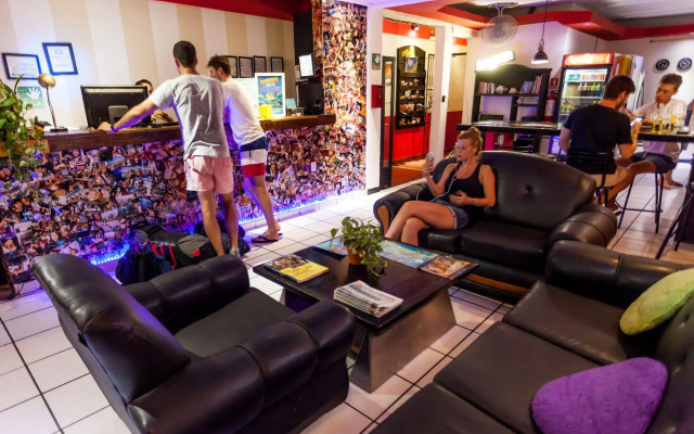 Che Playa Hostel & Bar