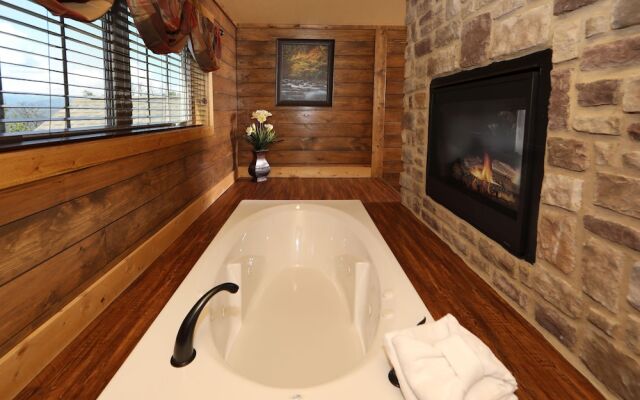Above It All - Four Bedroom Cabin