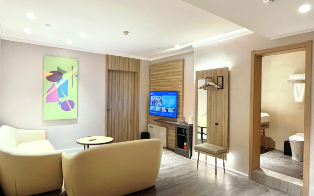 HanTing Hotel (Hebi Xun County)