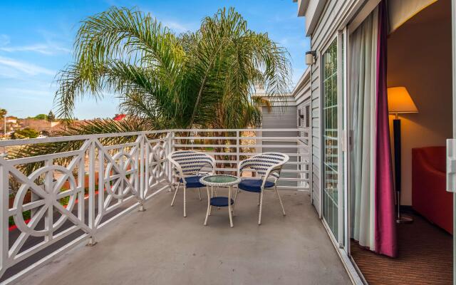 Best Western Luxury Inn