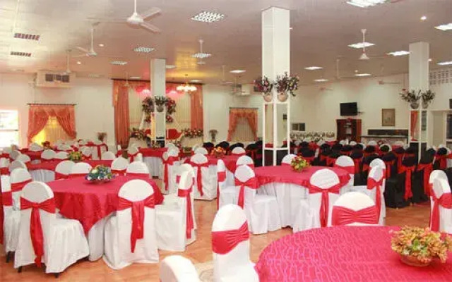 Capital O 229 Jkab Park Hotel
