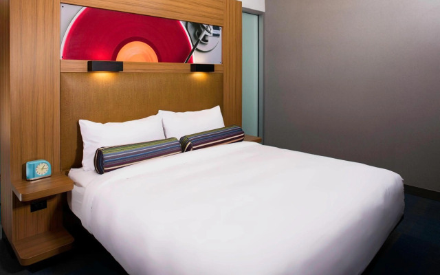 Aloft Cleveland Downtown