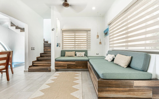 Villas Amanecer by Andiani Travel