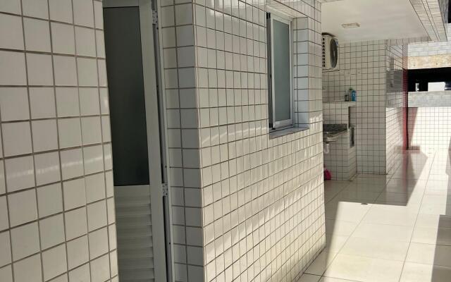 Apto Charmoso com Sacada Gourmet na melhor Praia