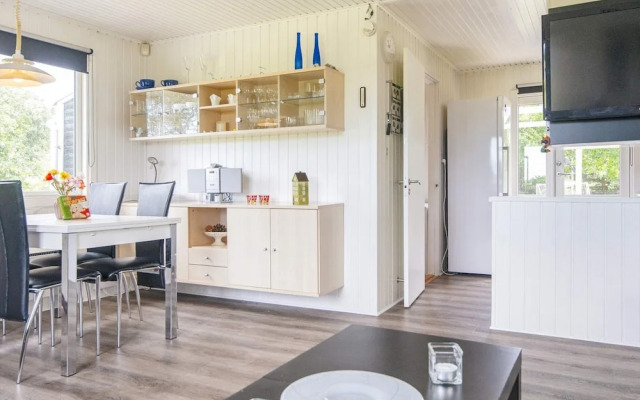 6 Person Holiday Home in Kolind-by Traum