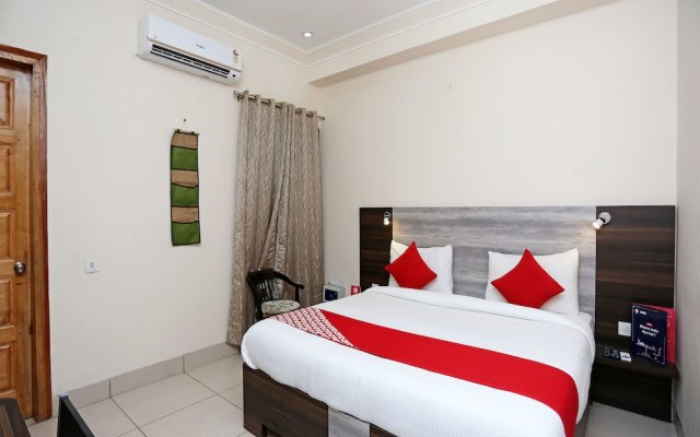 OYO 14444 JMK House