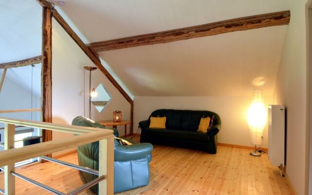 Garden-view Holiday Home in La Roche-en-ardenne