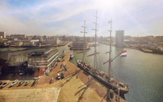 Lovely Apartment by the Beach