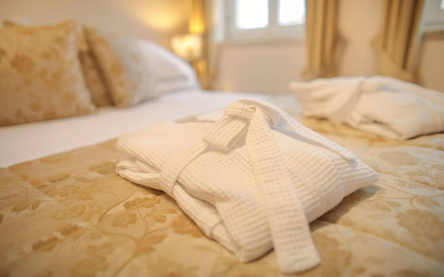 Apartments & Rooms Malo More