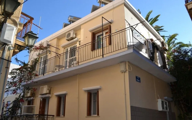 Mavrikakis Studios
