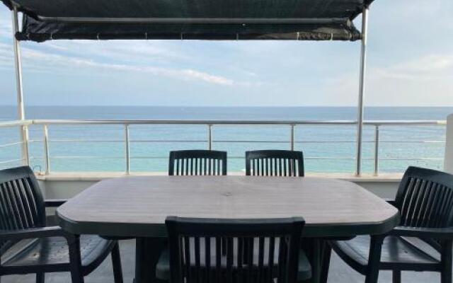 Seaside Apart Hotel