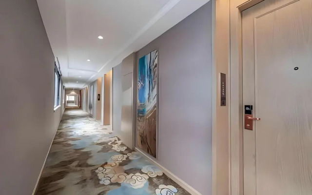 Vienna International Hotel (Shenzhen Huizhanwan Center)