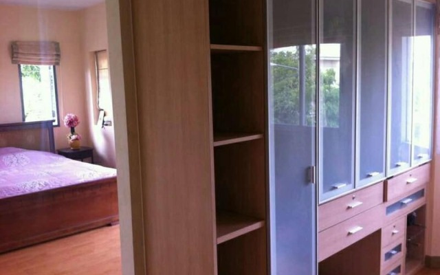 Makmai 101 Holiday Home