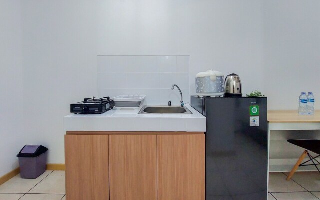 Homey And Elegant Studio Apartment M-Town Residence