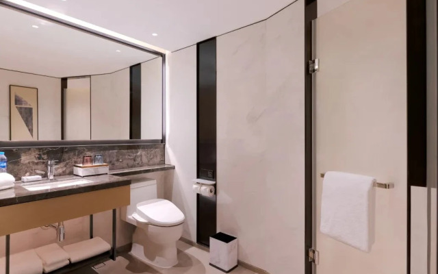 Luxemon Hotel（Pudong Shanghai）