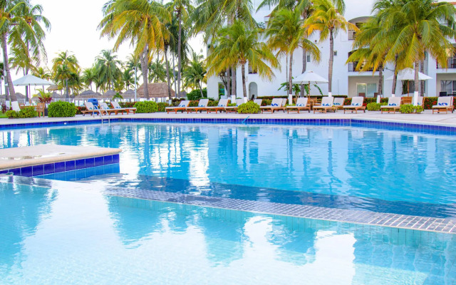 Beachscape Kin ha Villas & Suites