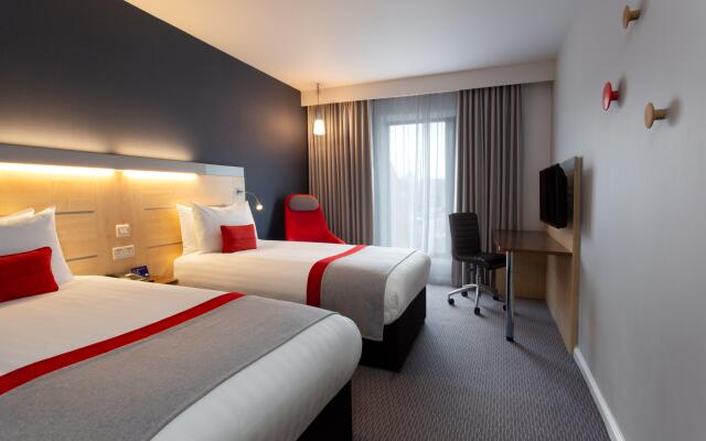 Holiday Inn Express Cheltenham by IHG