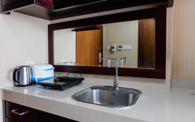 Modern Comfy Studio Apartment at U Residence